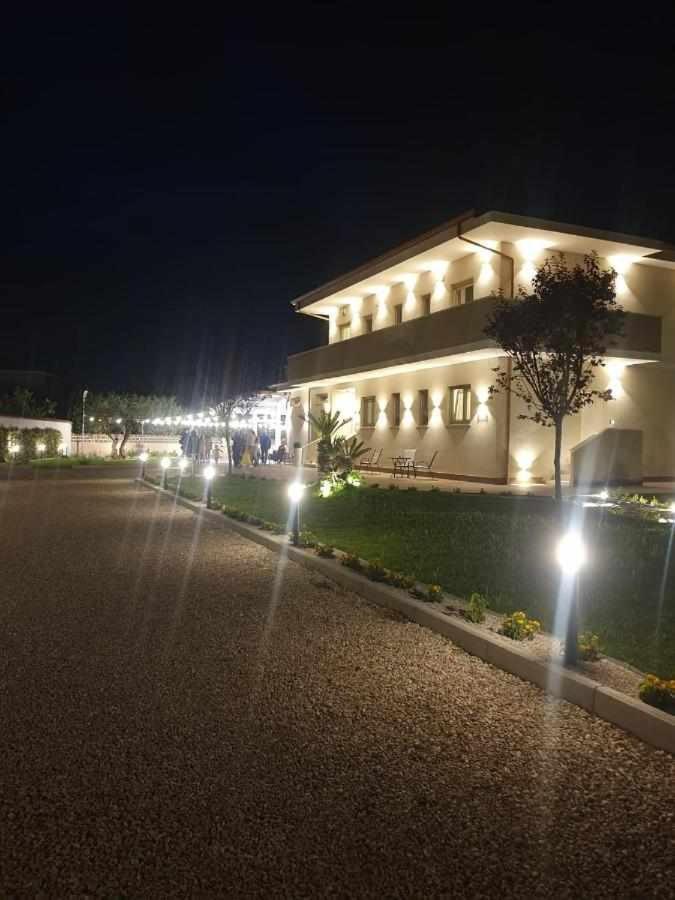 Villa Zefiro Suites & Events Battipaglia Rum bild