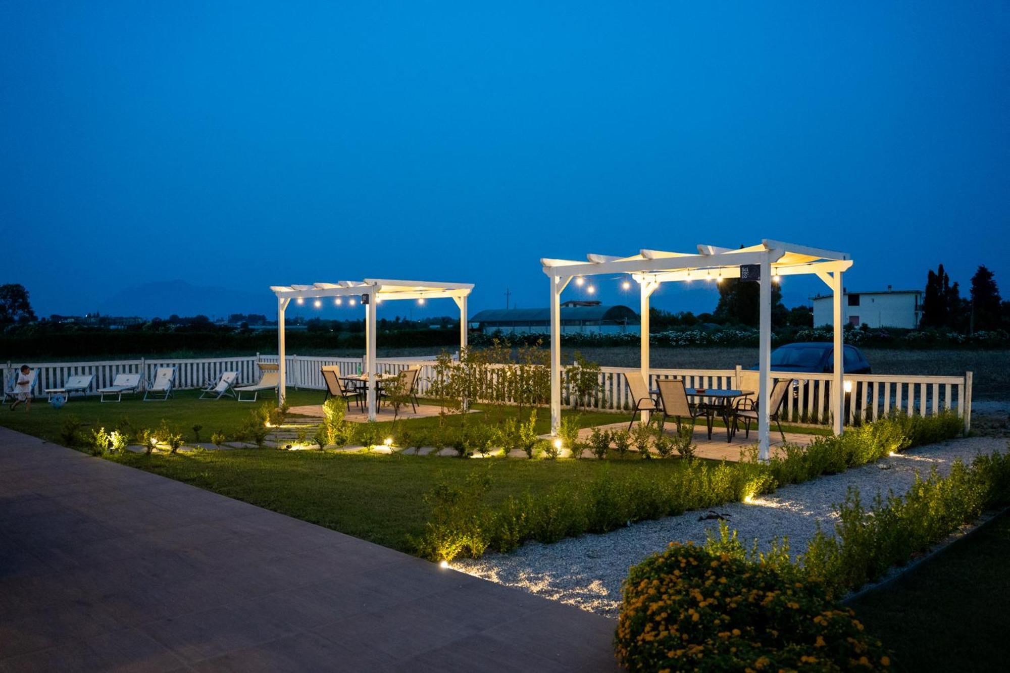 Villa Zefiro Suites & Events Battipaglia Exteriör bild