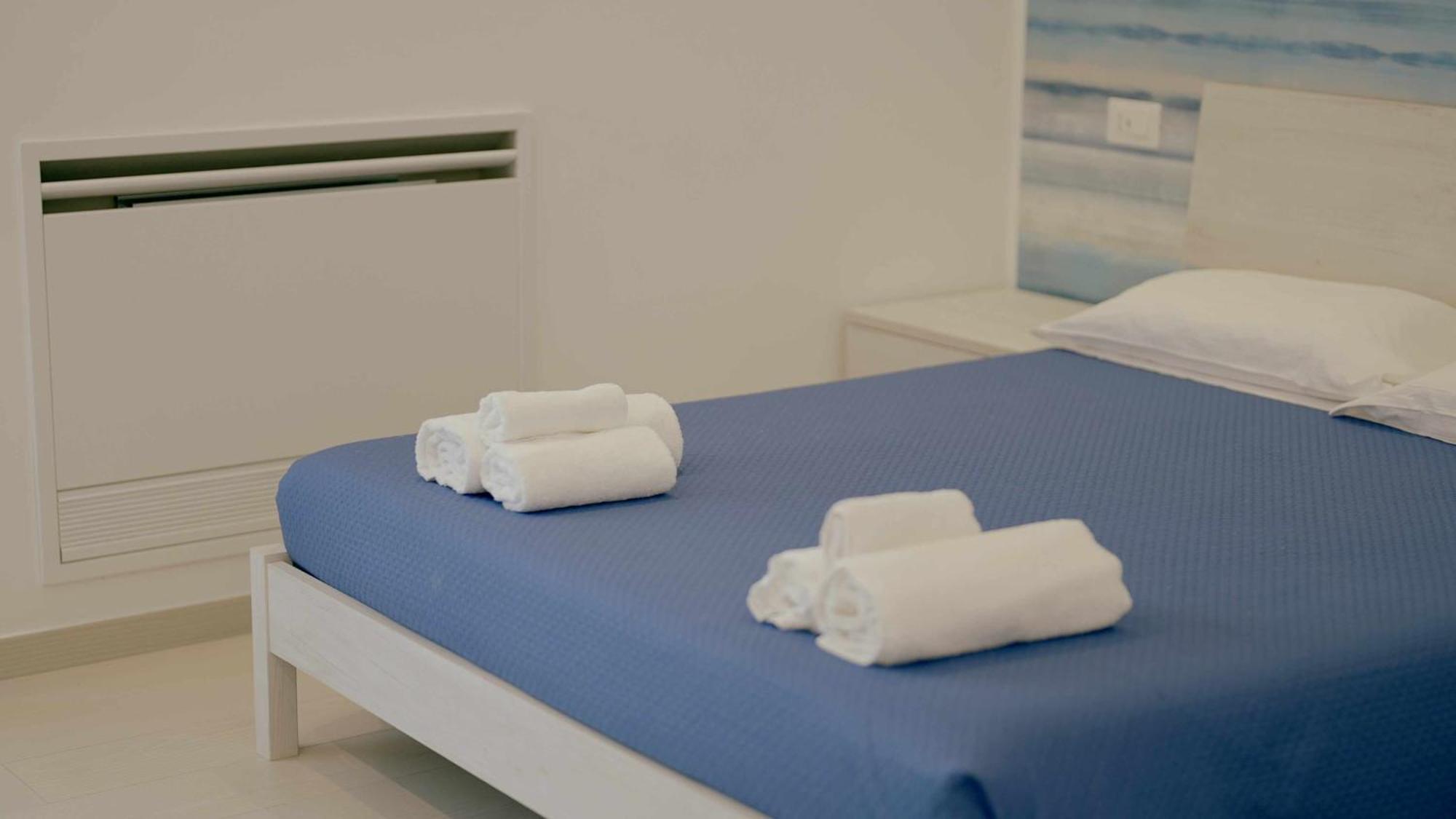 Villa Zefiro Suites & Events Battipaglia Exteriör bild